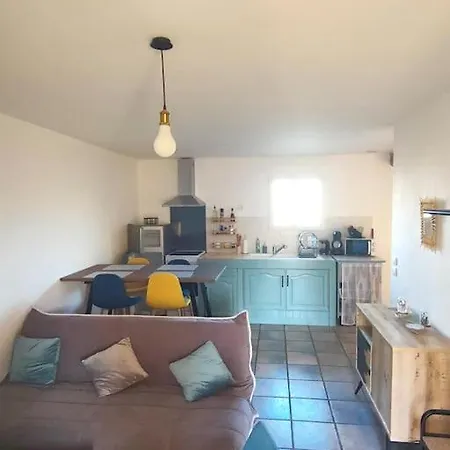 Apartment T3 Au Pied Des Pyrenees Pointis-de-Riviere