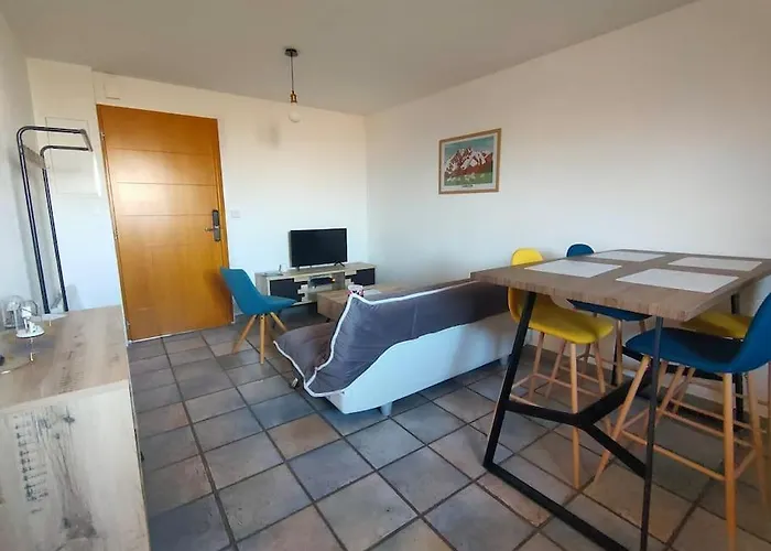 Апартаменты T3 Au Pied Des Pyrenees *