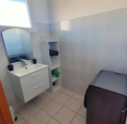 T3 Au Pied Des Pyrenees Апартаменты *